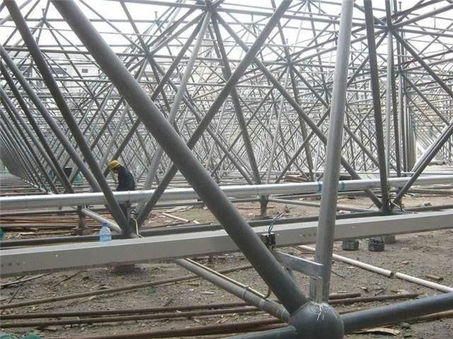 绍兴盘点螺栓球网架对选材方面的4点要求